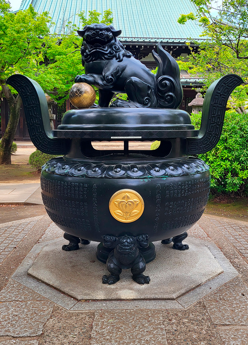Temple-Gotokuji-portrait-01