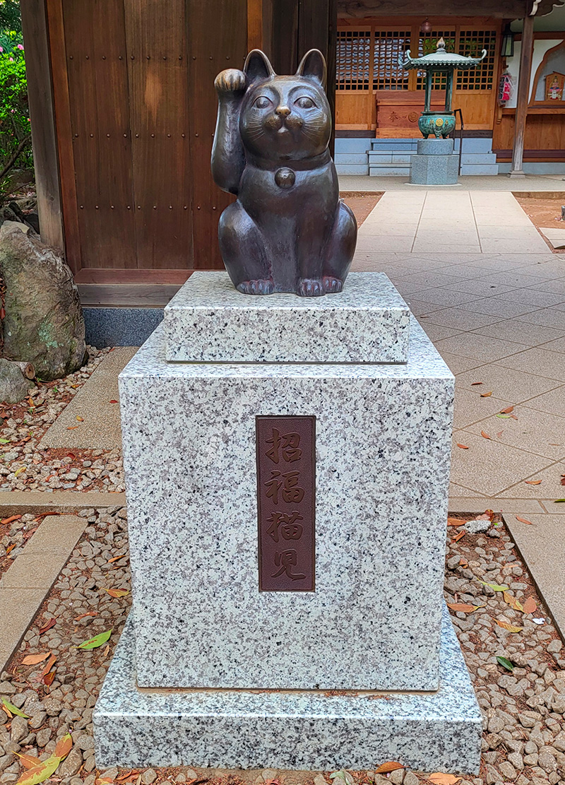 Temple-Gotokuji-portrait-04