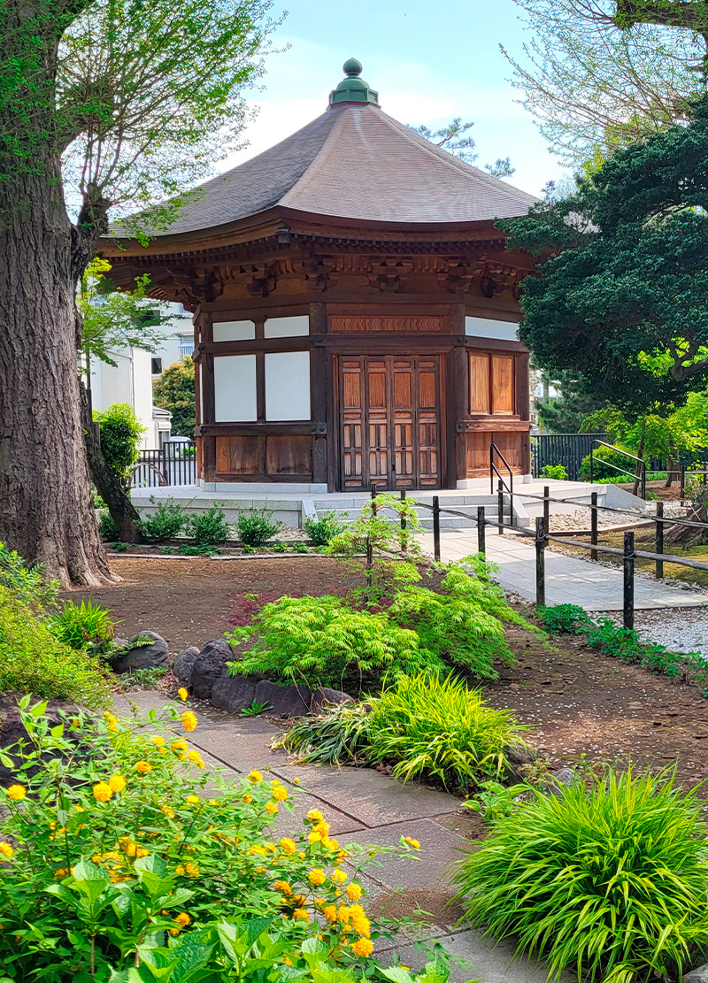 Temple-Gotokuji-portrait-11